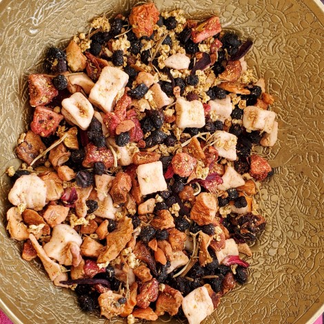 Tisane fruitée glacée. "Un parfum Pyrénéen, Rouge Parfum"